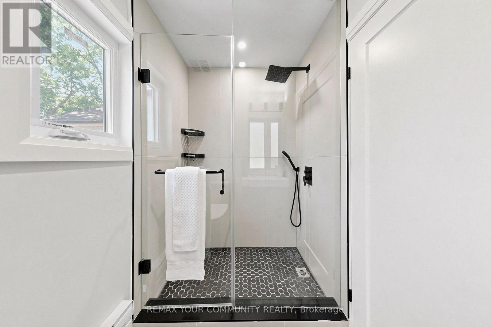 351 FAIRLAWN AVENUE - 24
