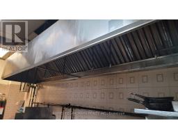 105 Parkway Forest Drive, Toronto, ON M2J1P5 Photo 13
