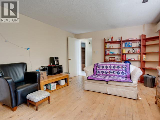 3255 KOOTENAY PLACE - 22