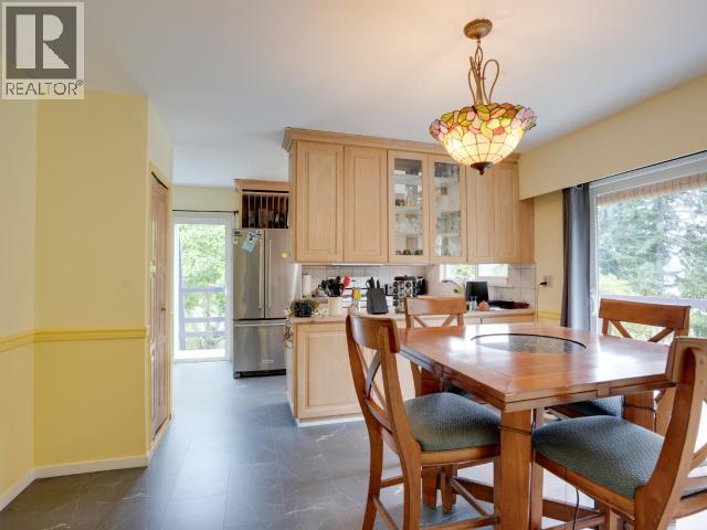 3255 KOOTENAY PLACE - 11