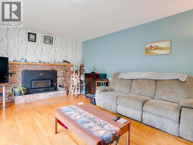 3255 KOOTENAY PLACE - 8