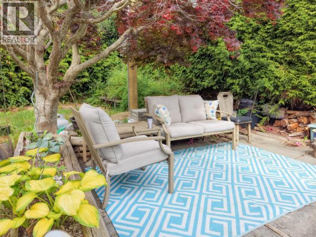 3255 KOOTENAY PLACE - 30