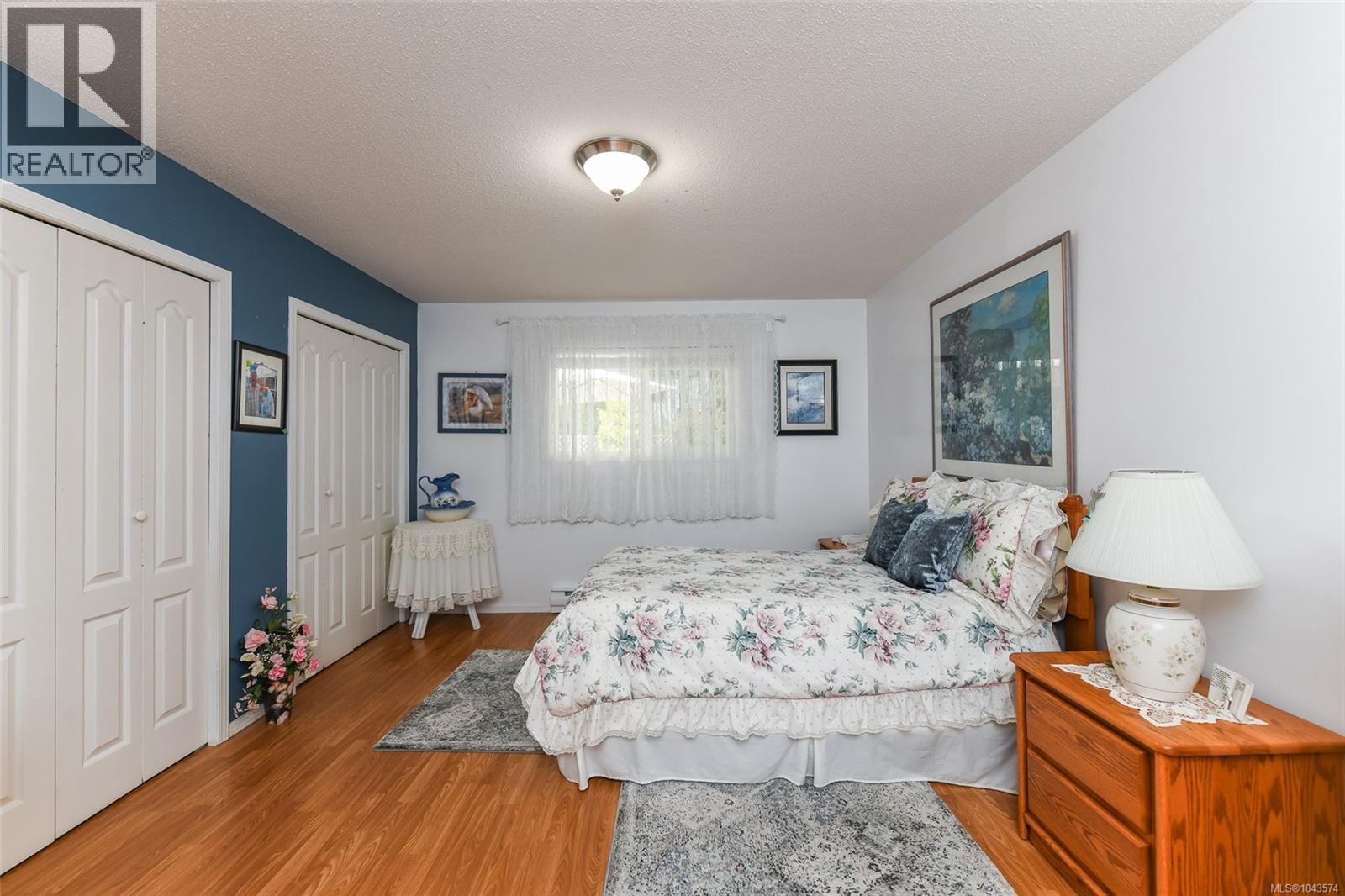 #10 3355 First St - 15