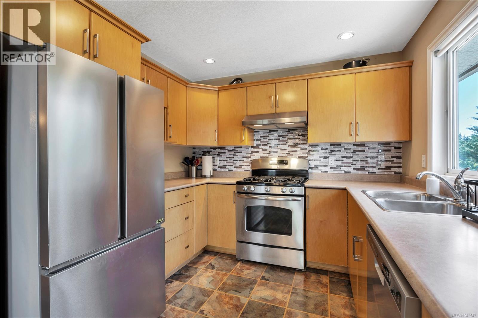 4771 Fairbrook Cres - 10