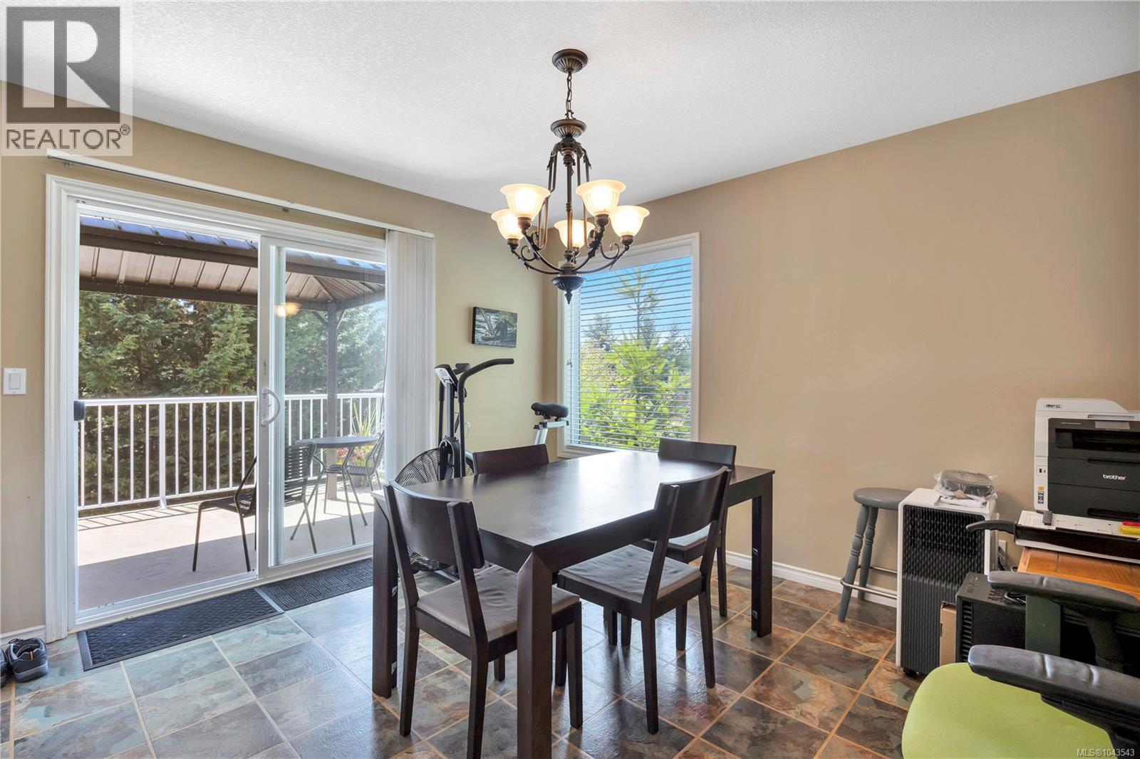 4771 Fairbrook Cres - 8