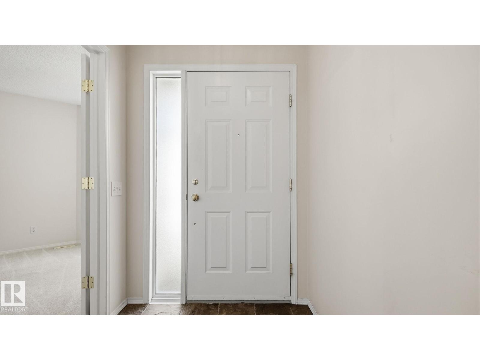 #31 8 DECHENE RD NW, Dechene, Edmonton photo 4