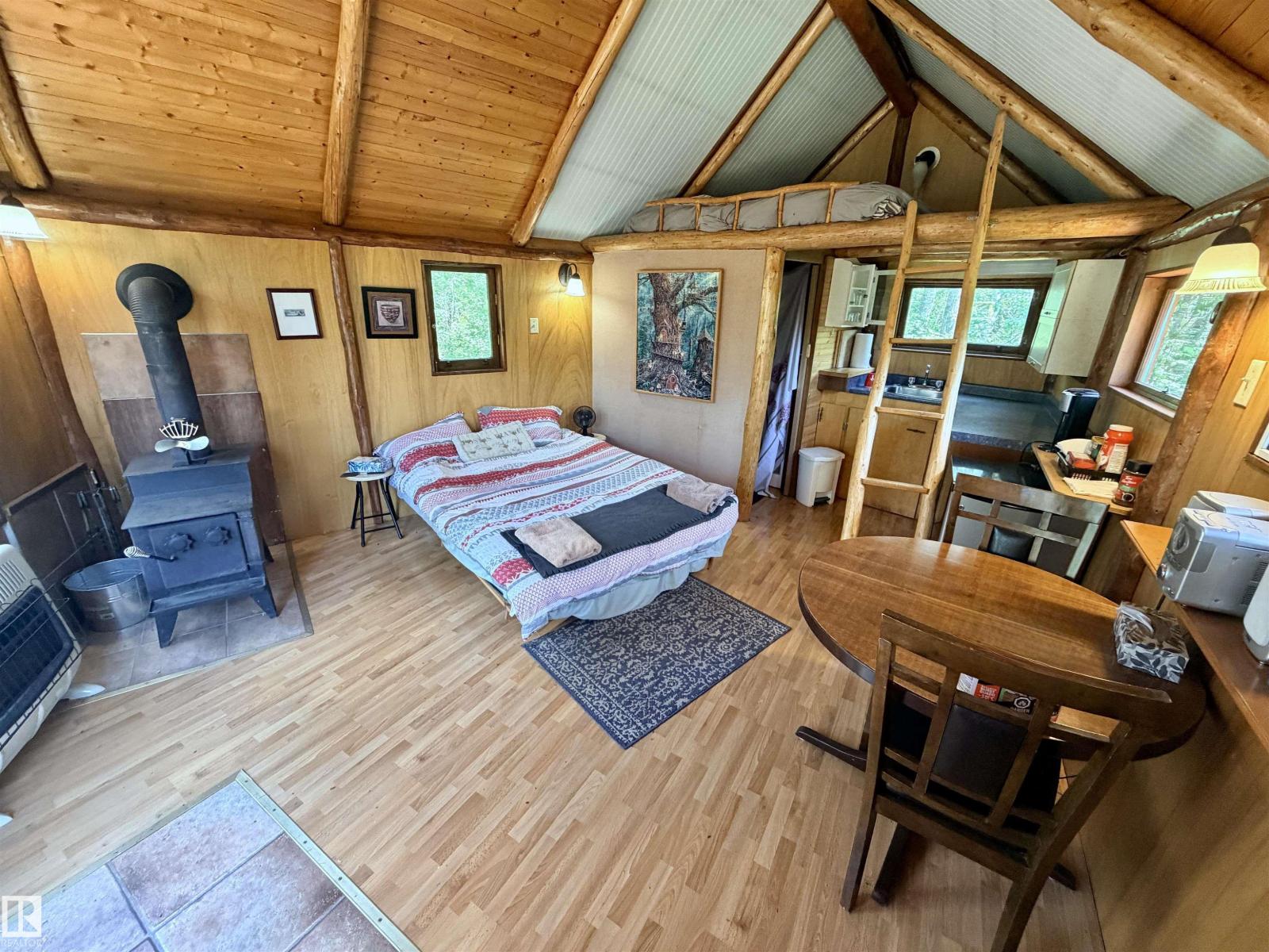 7006 TWP RD 583 - 35