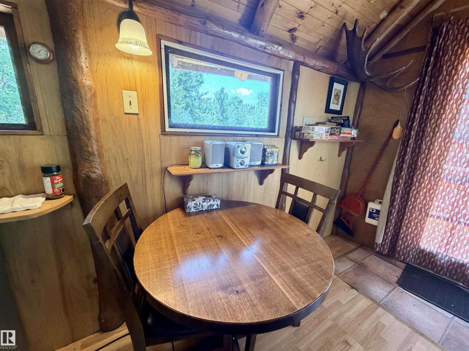 7006 TWP RD 583 - 38