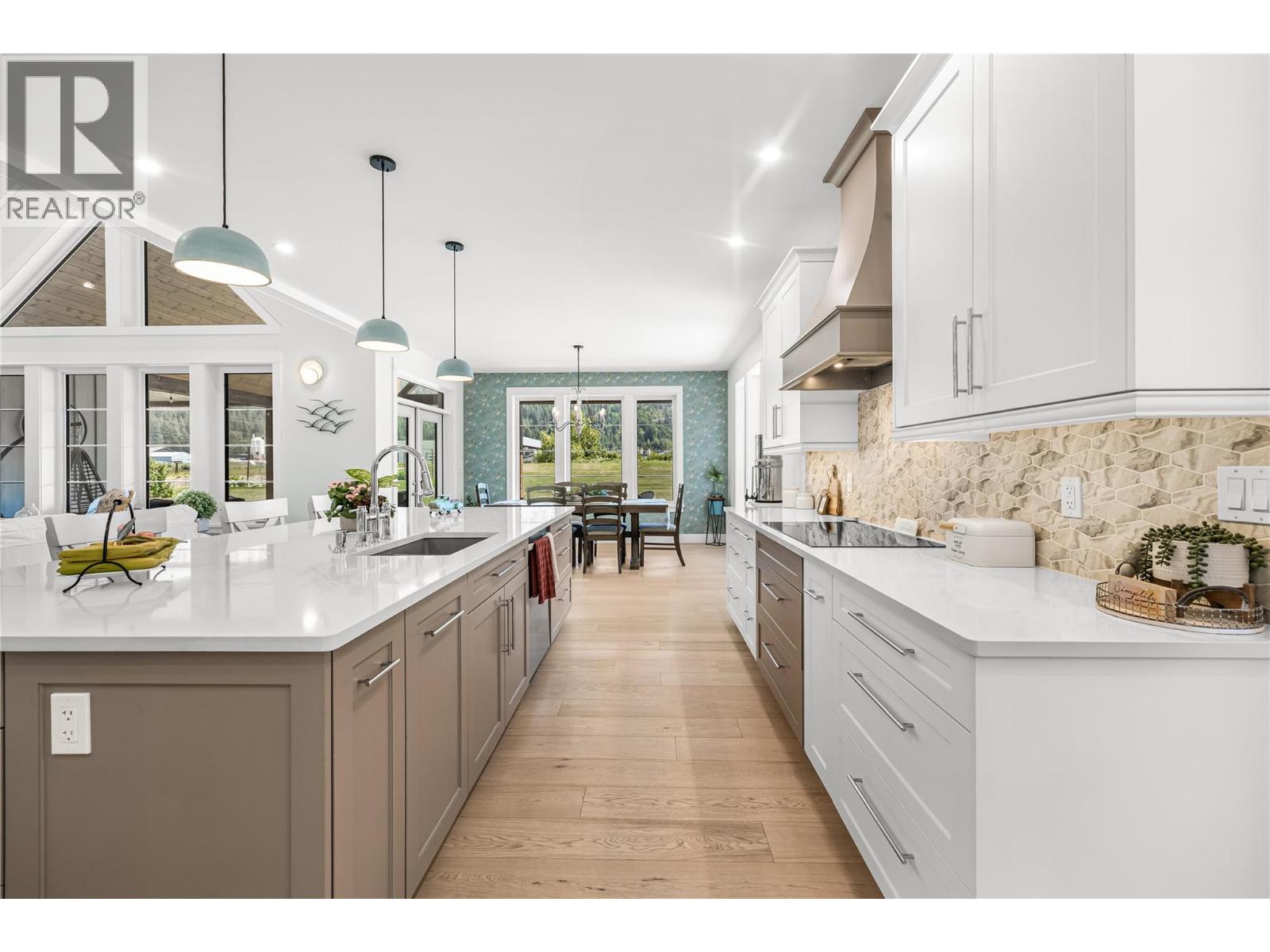 1618 1st Avenue - 8