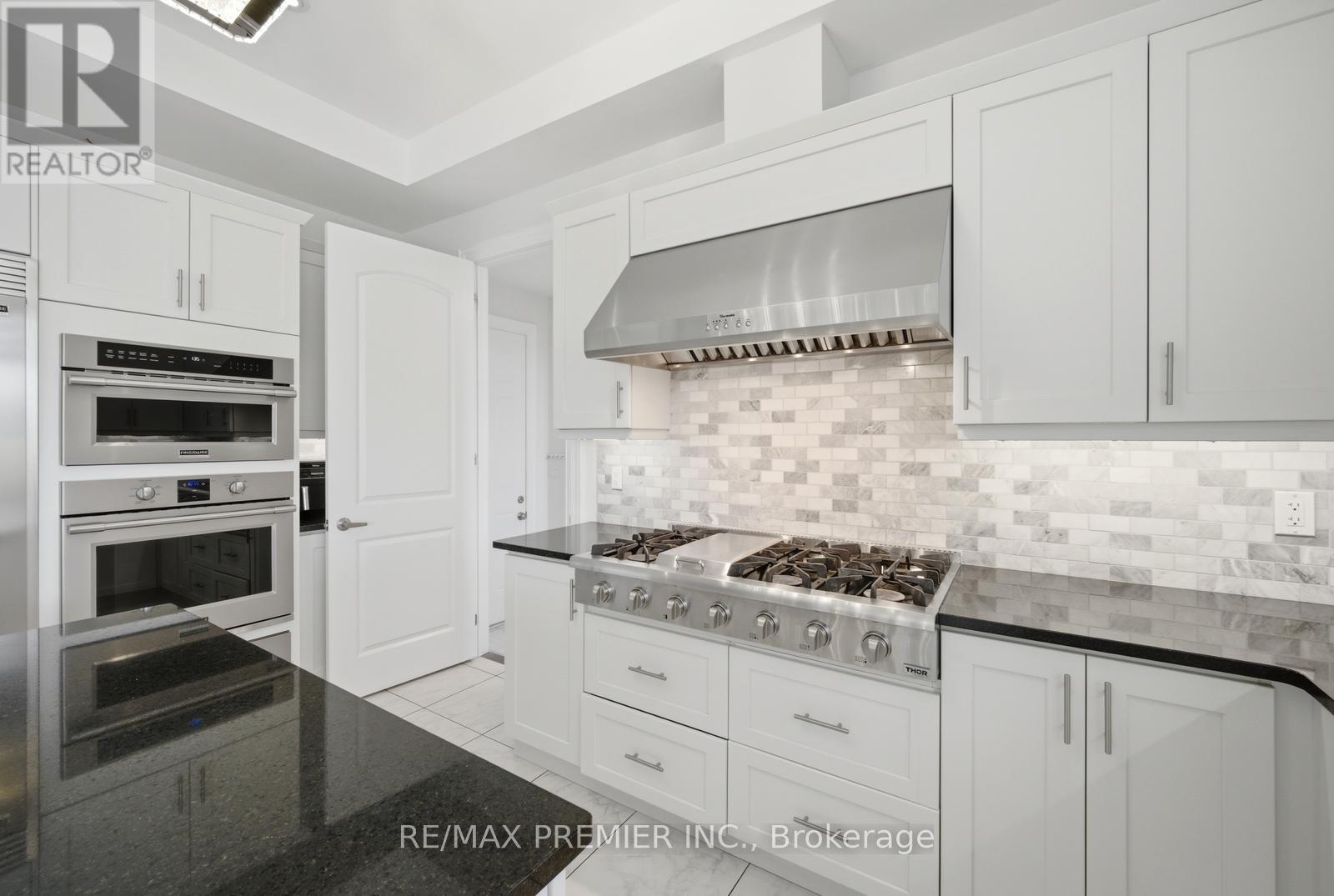 319 TORREY PINES ROAD - 17