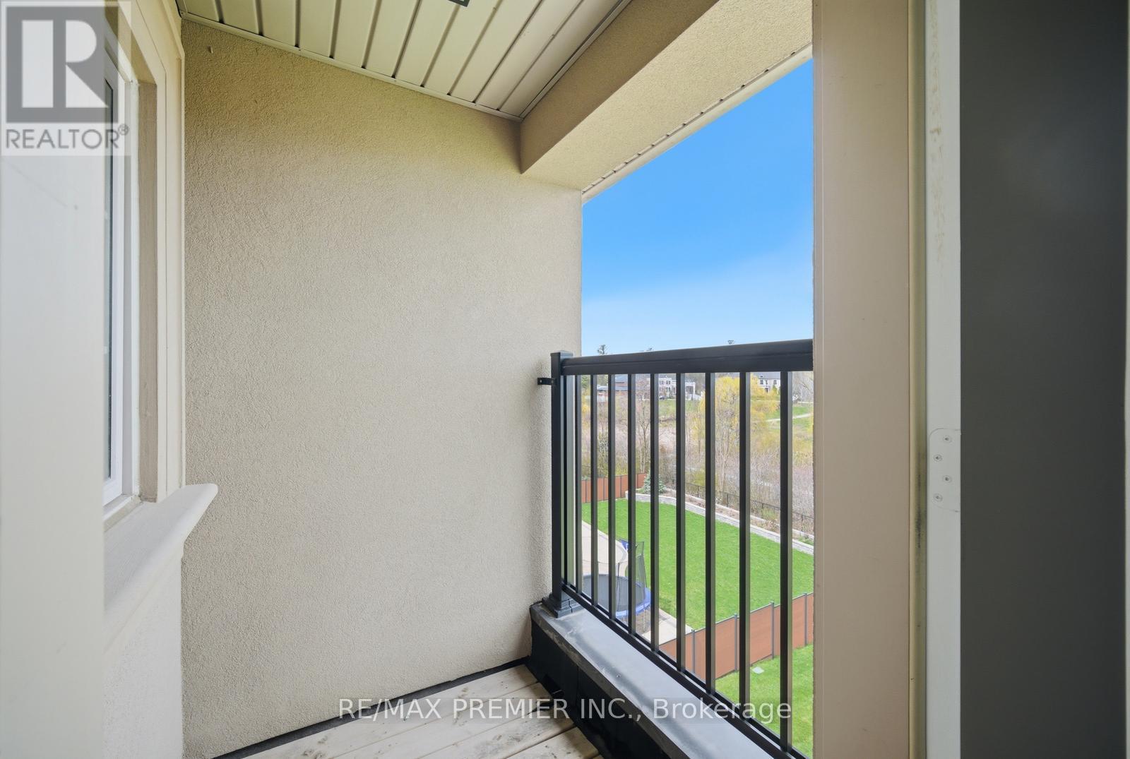 319 TORREY PINES ROAD - 44
