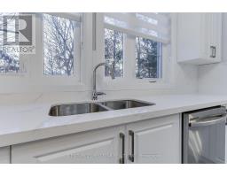 23 - 260 Eagle Street, Newmarket, ON L3Y1K1 Photo 18
