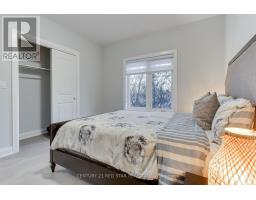 23 - 260 Eagle Street, Newmarket, ON L3Y1K1 Photo 42