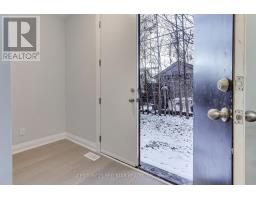 23 - 260 Eagle Street, Newmarket, ON L3Y1K1 Photo 49