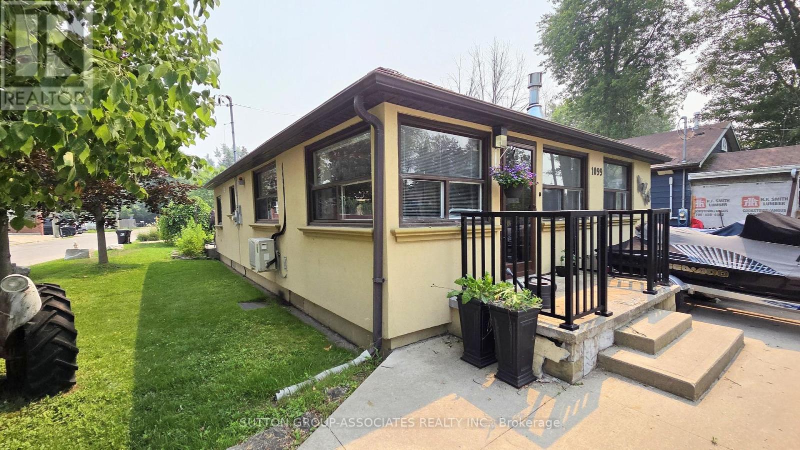 1099 POPLAR DRIVE - 1