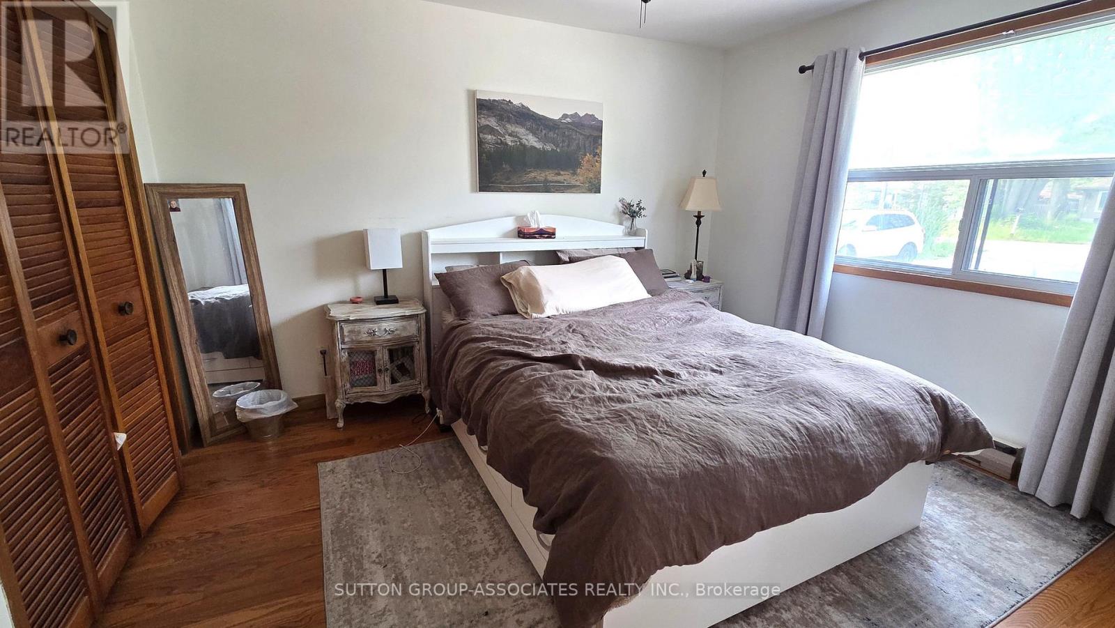 1099 POPLAR DRIVE - 10