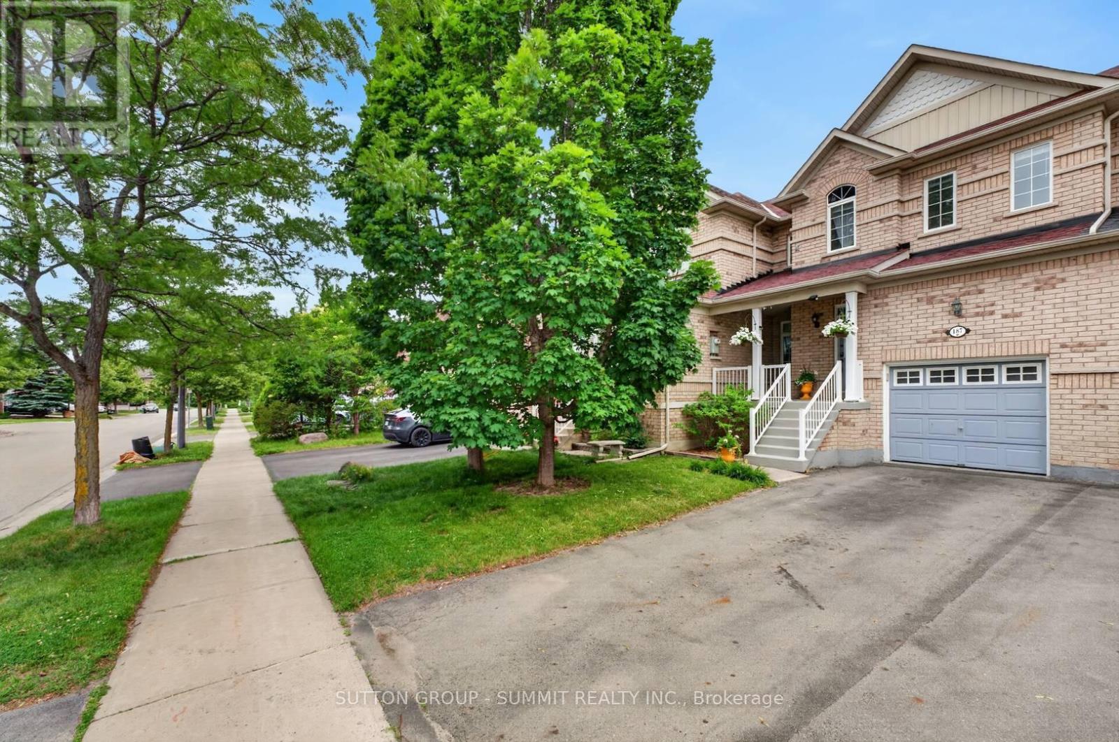 Listing photo of 187 KIRKVALLEY CRESCENT