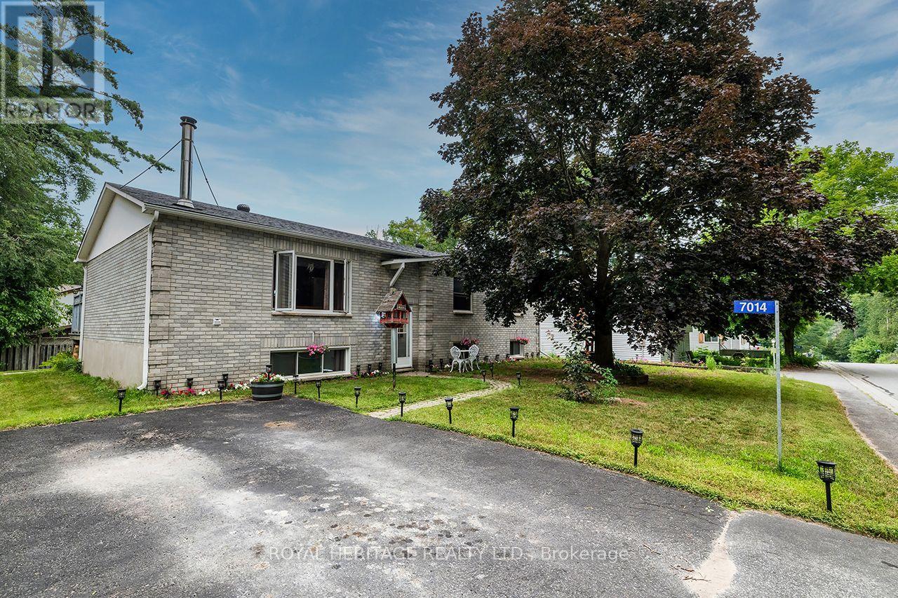 7014 HUNTER STREET - 32