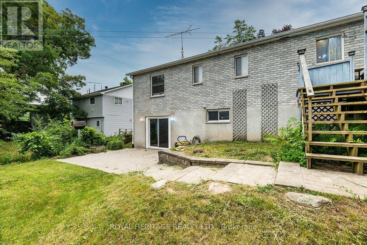 7014 HUNTER STREET - 36