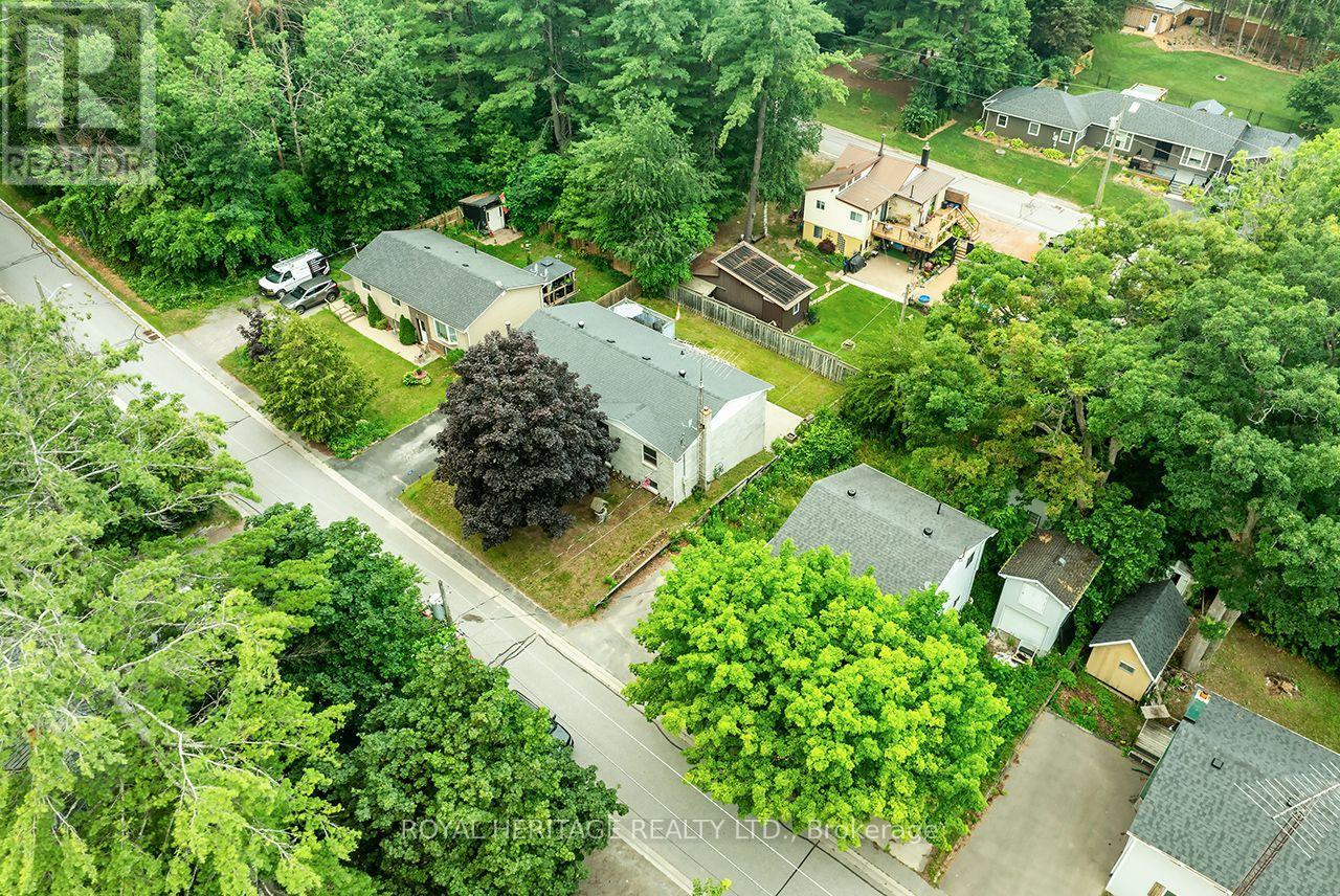 7014 HUNTER STREET - Image 41