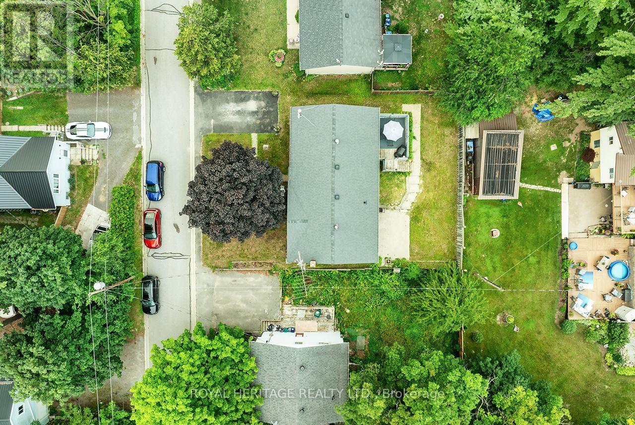7014 HUNTER STREET - 42