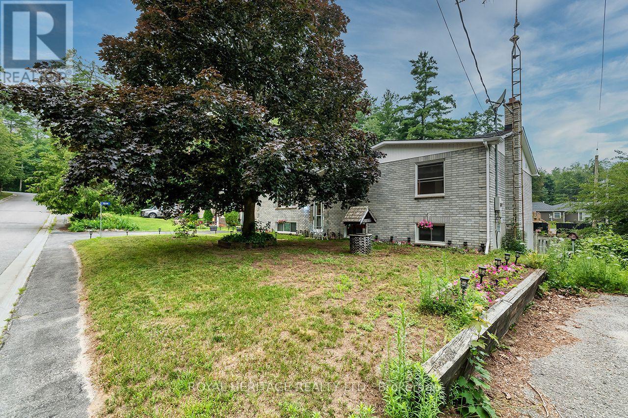 7014 HUNTER STREET - 33