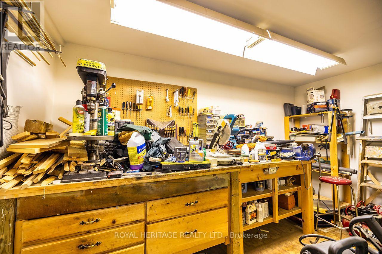 7014 HUNTER STREET - 31