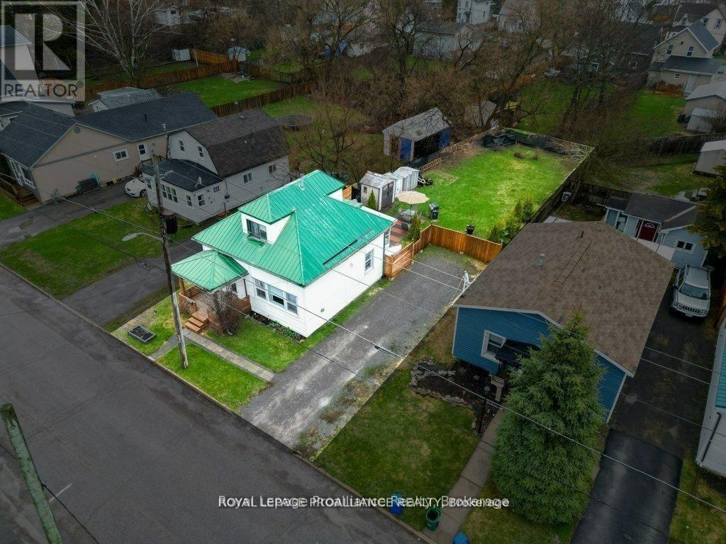 17 MEYERS STREET - 2