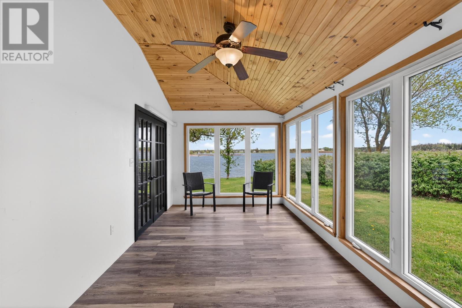 97 Lupin Lane - 29
