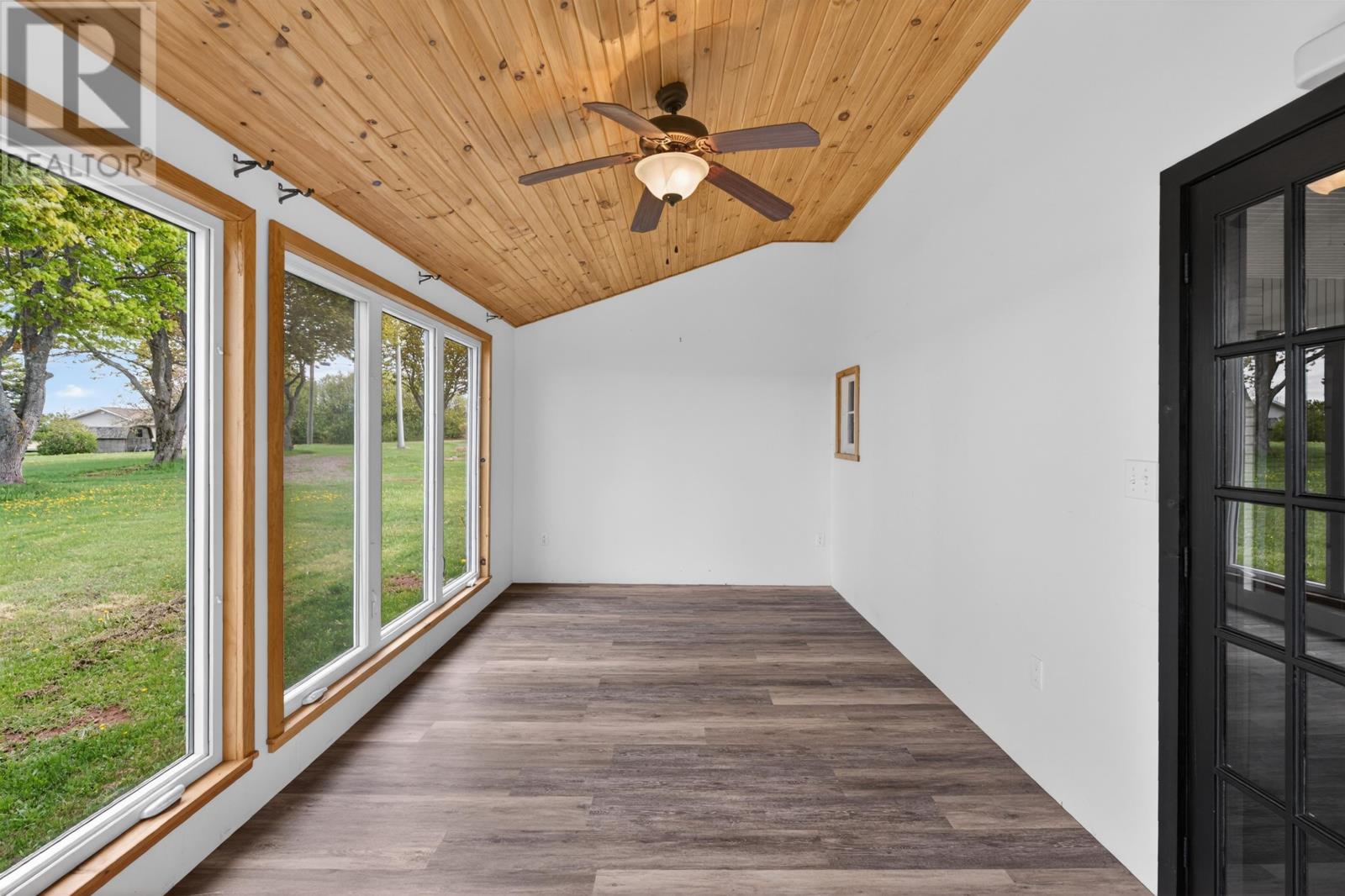 97 Lupin Lane - 33