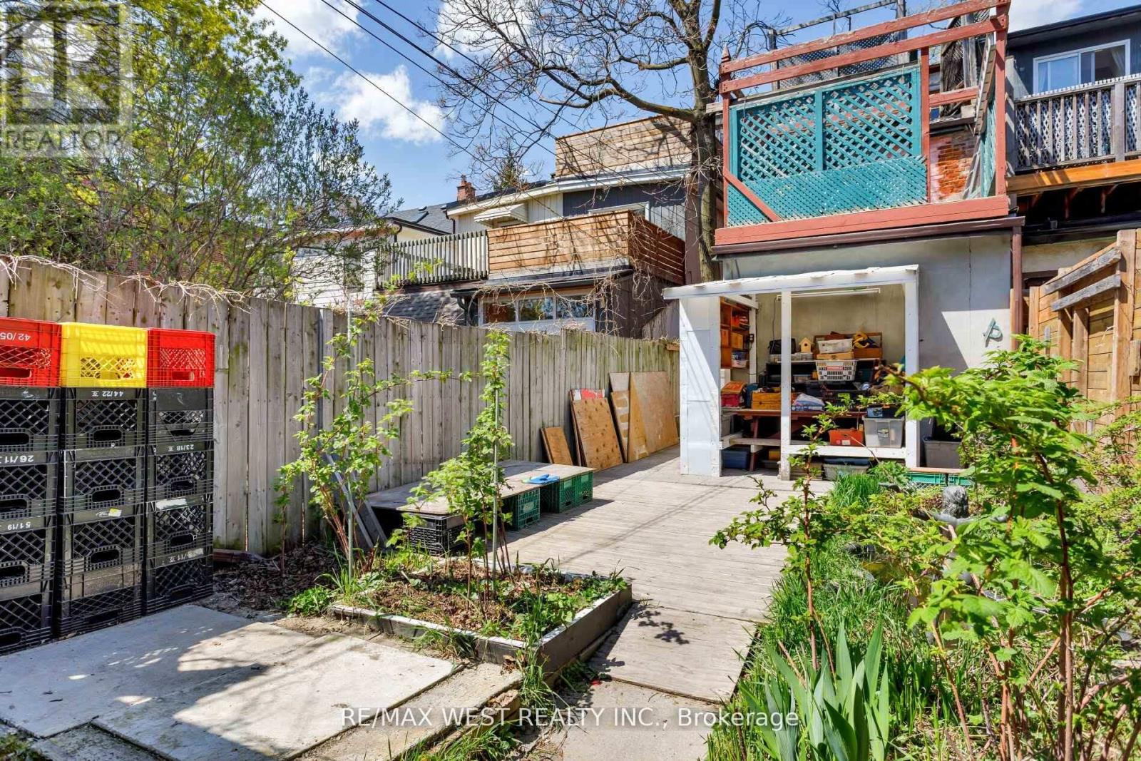 39 NOBLE STREET - 18