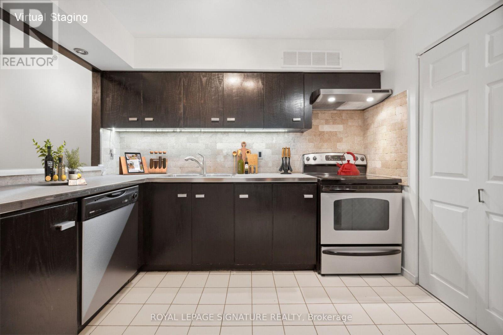 #411 1485 LAKESHORE ROAD E - 13