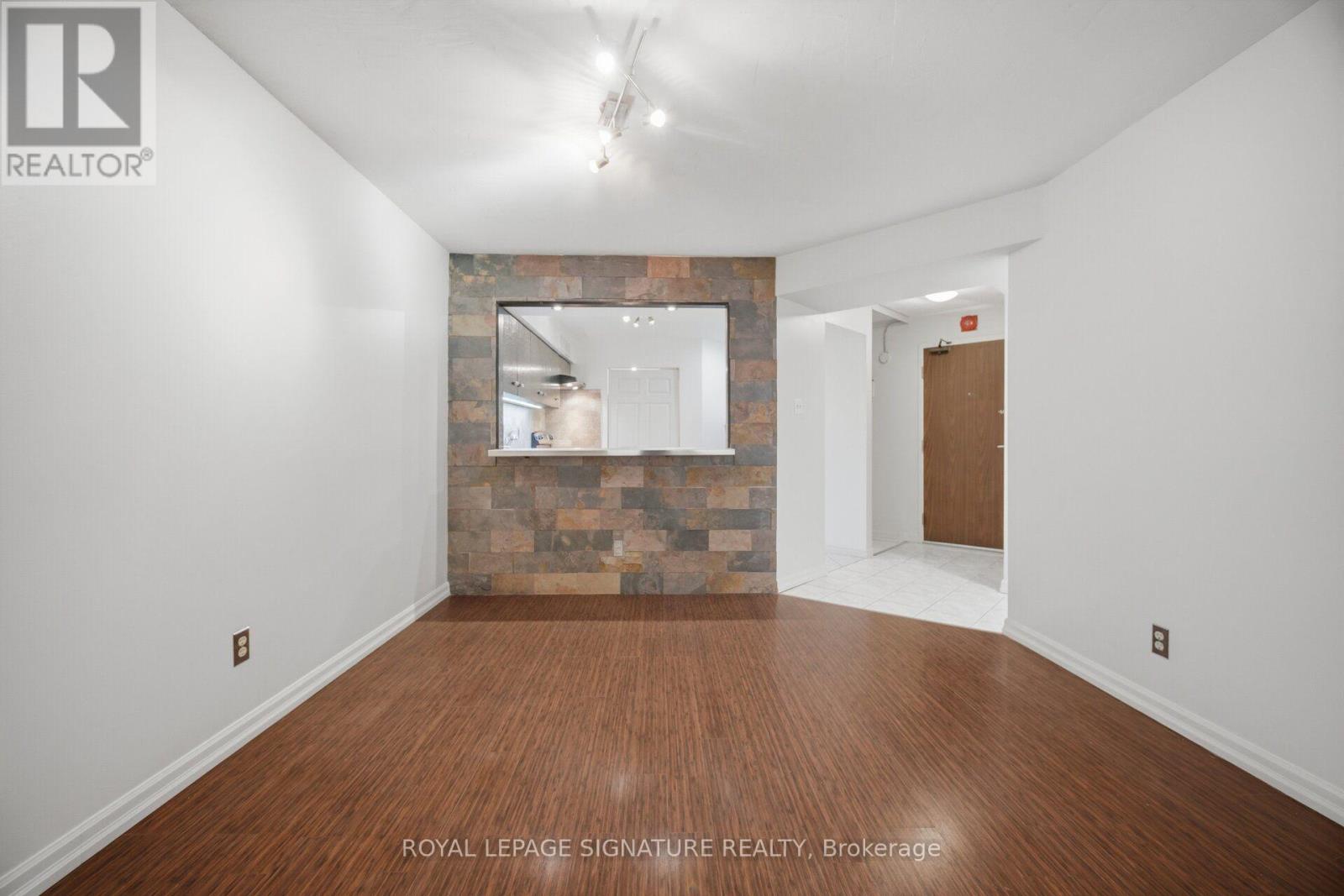 #411 1485 LAKESHORE ROAD E - 19