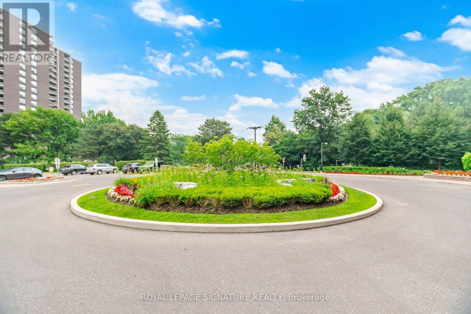 #411 1485 LAKESHORE ROAD E - 2