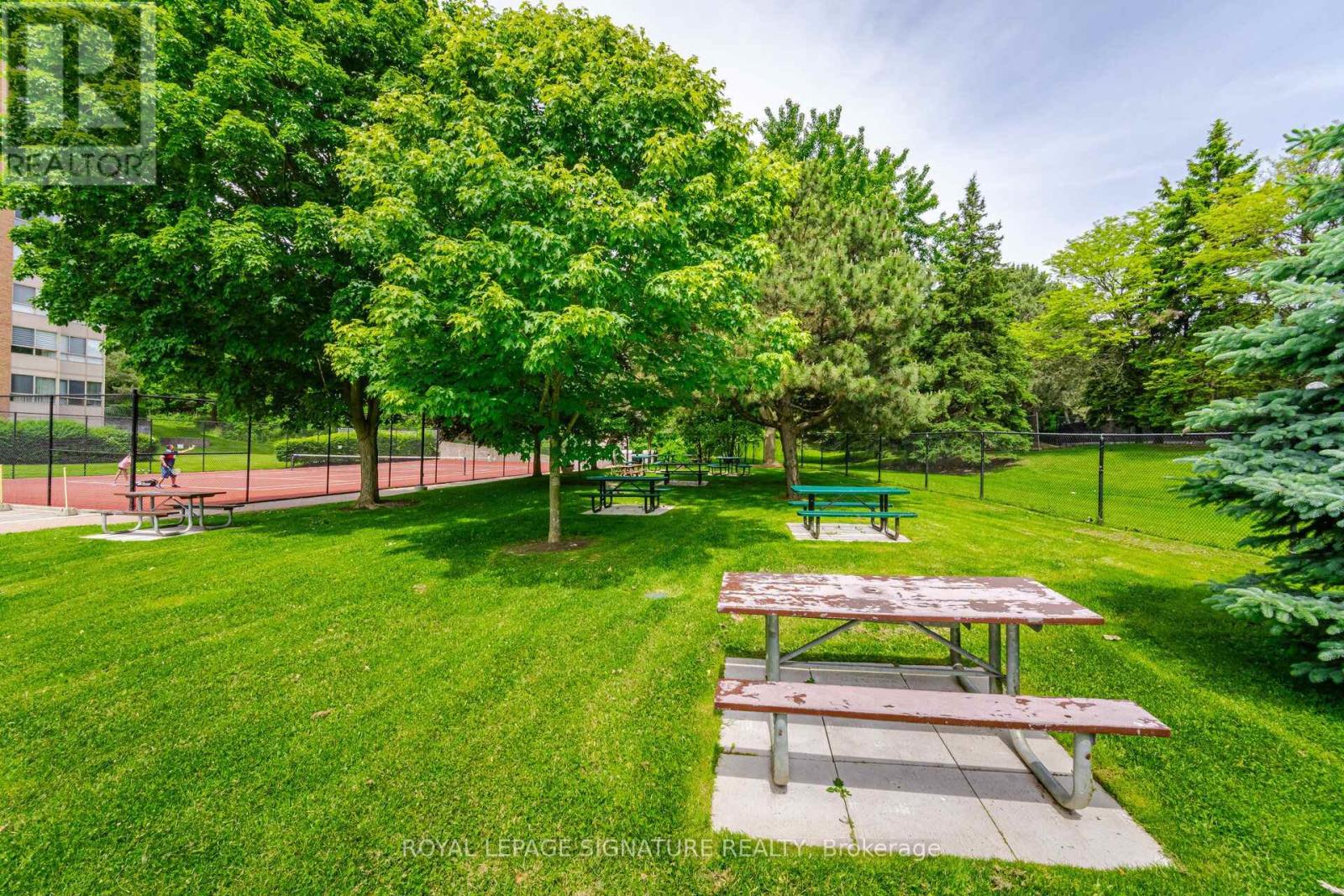 #411 1485 LAKESHORE ROAD E - 33