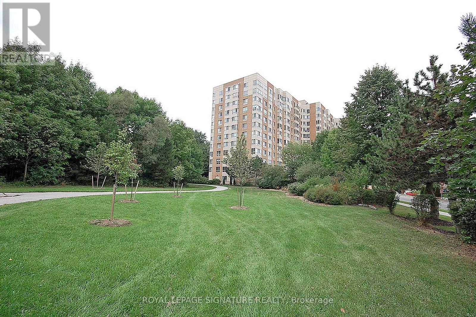 #411 1485 LAKESHORE ROAD E - 40
