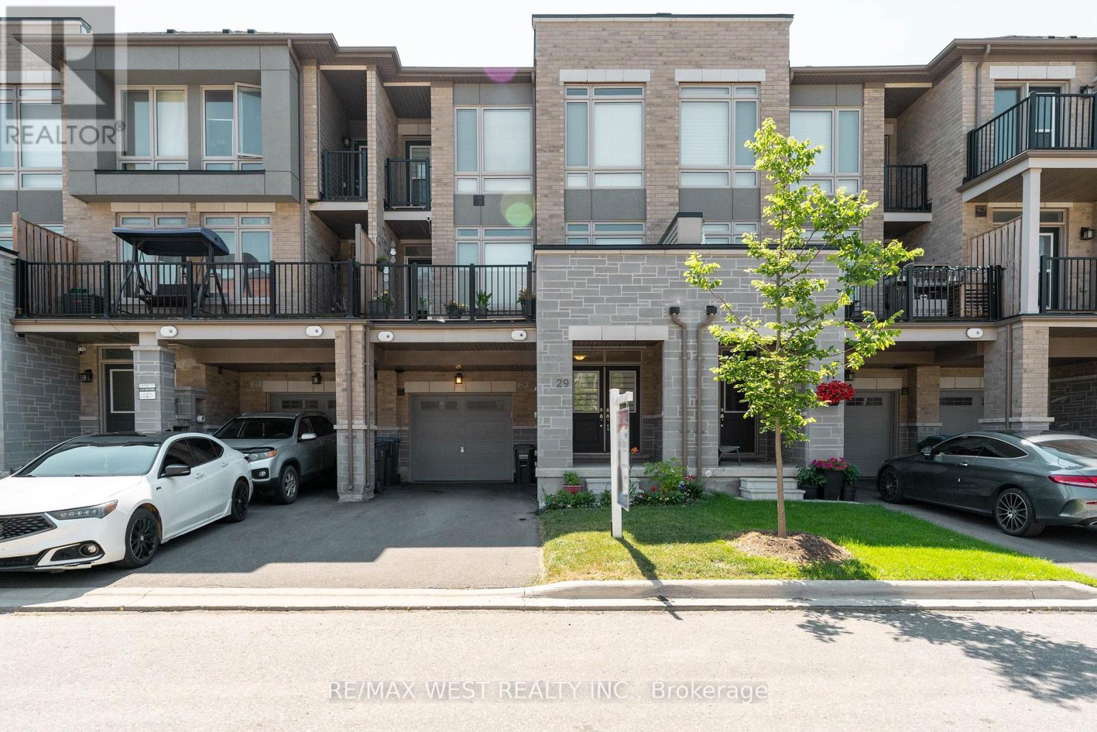 29 ARROWVIEW DRIVE - 1