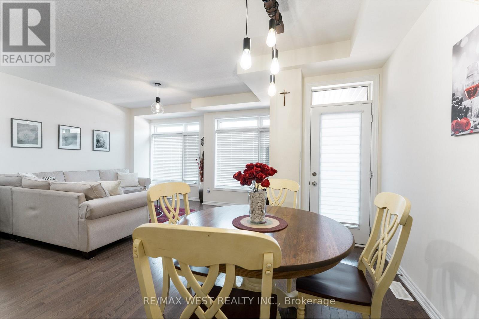 29 ARROWVIEW DRIVE - 15