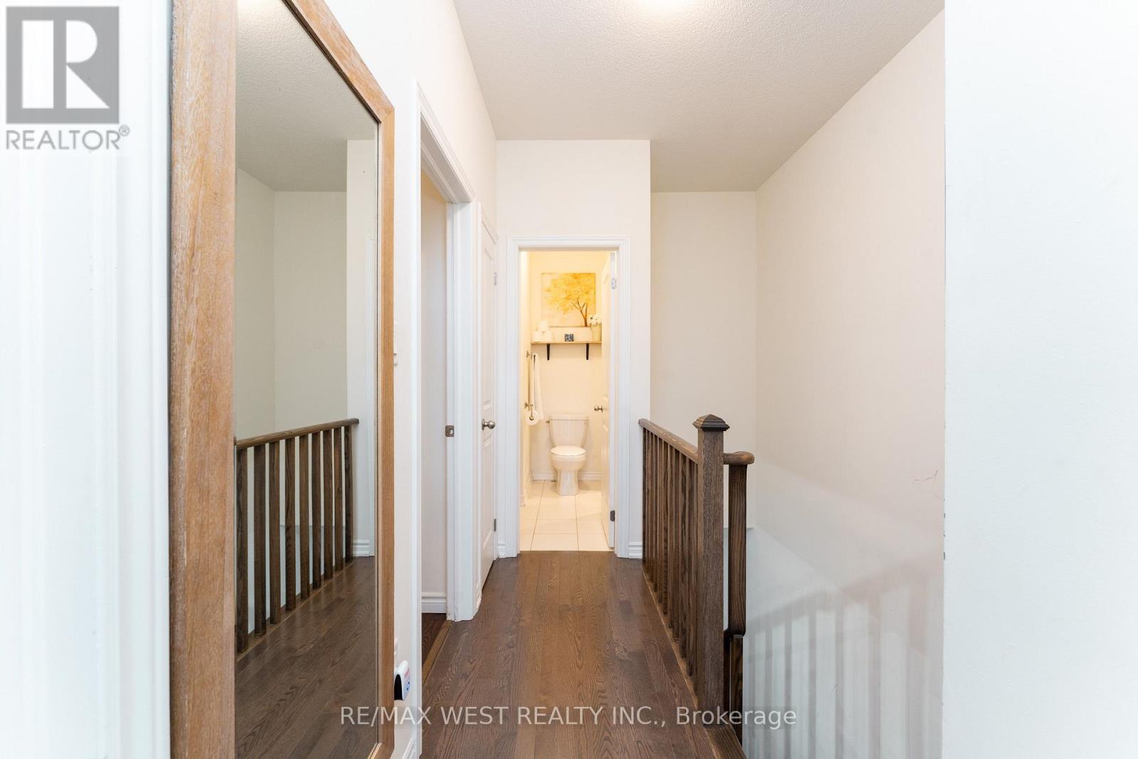 29 ARROWVIEW DRIVE - 26
