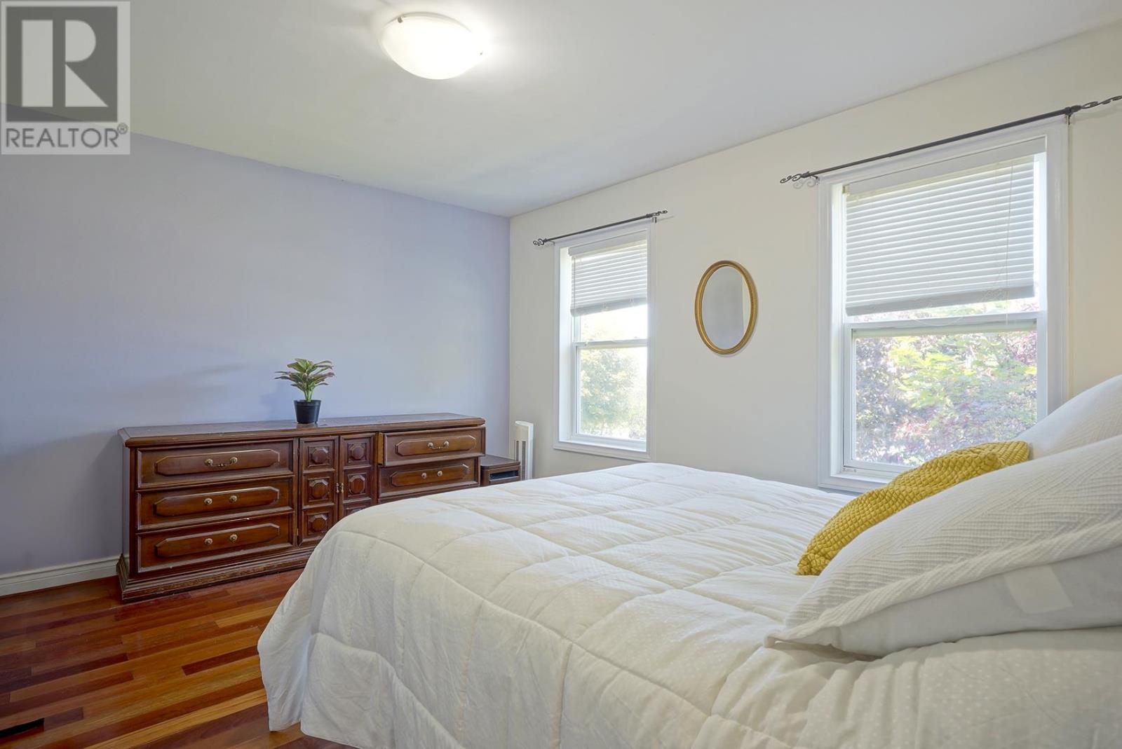 14 St. Catherines Avenue - 15