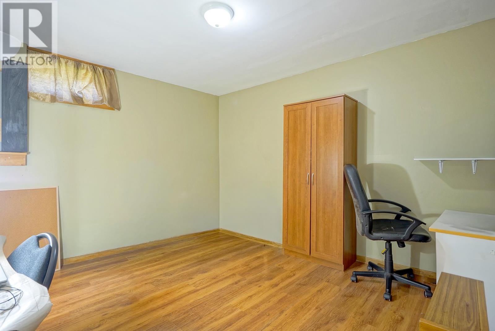 14 St. Catherines Avenue - 28