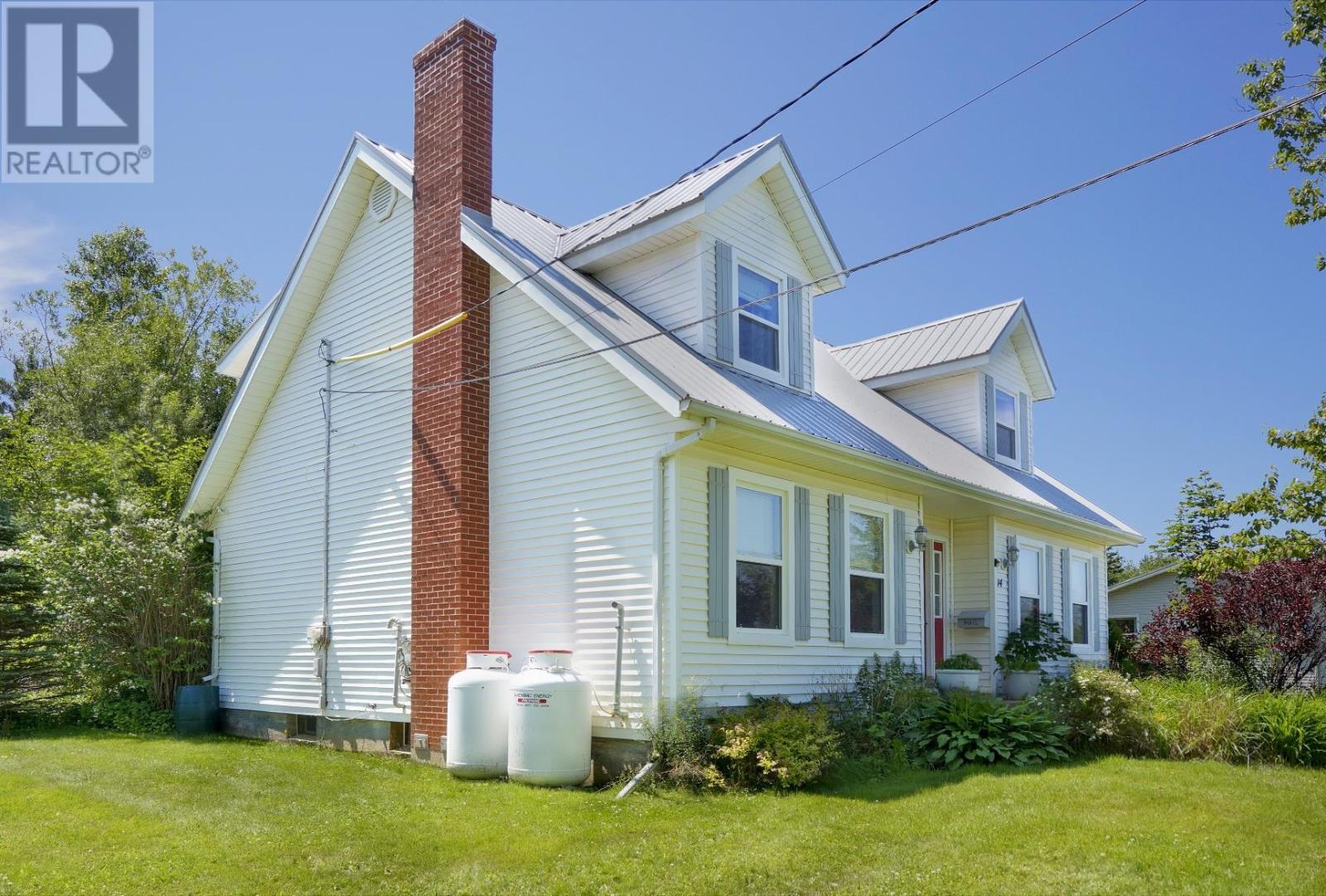 14 St. Catherines Avenue - 32