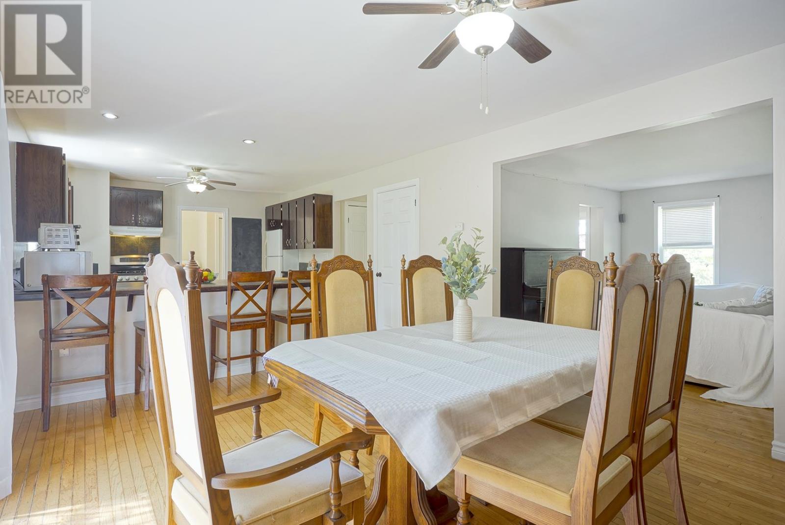14 St. Catherines Avenue - 8
