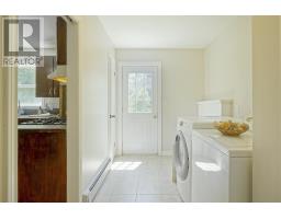 Den - 14 St. Catherines Avenue, Stratford, PE C1B1A5 Photo 12