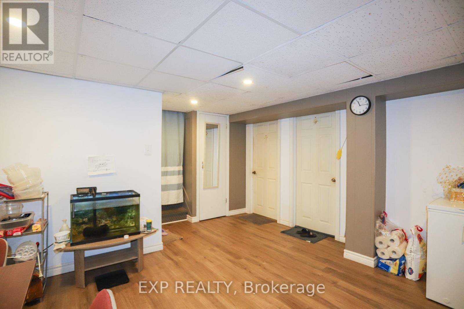 46 LAURENTIAN DRIVE - Image 17