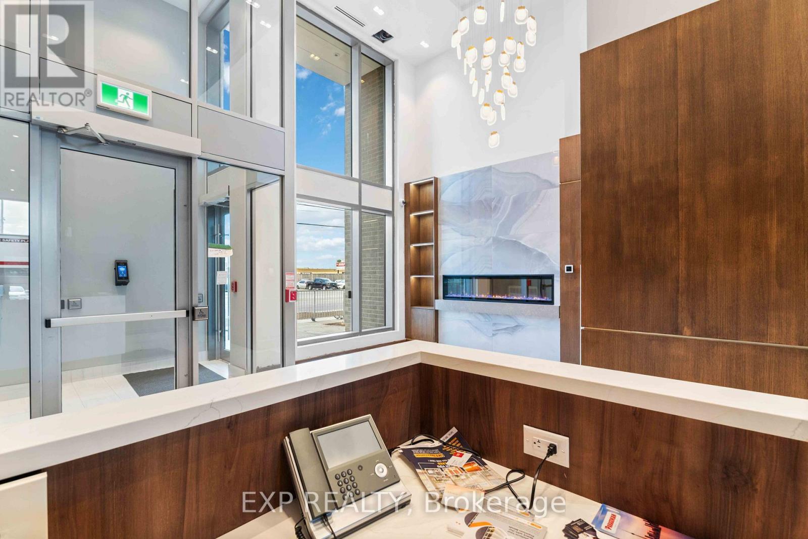 #1604 2782 BARTON STREET E - 5