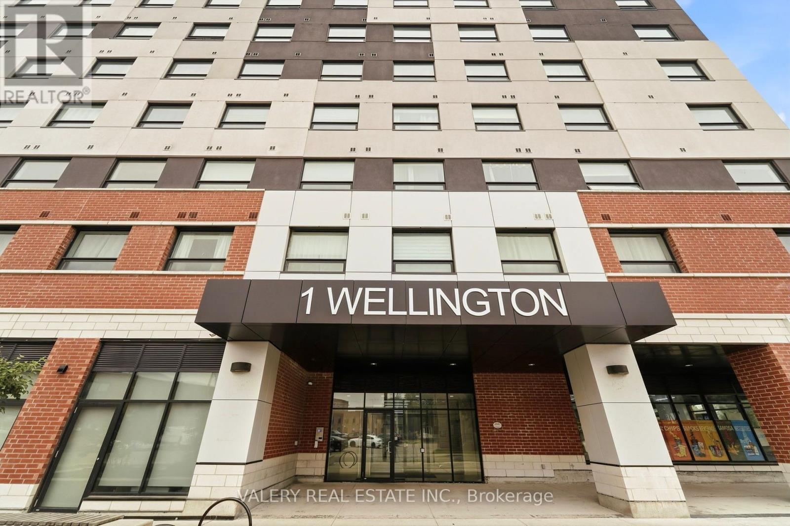 #717 1 WELLINGTON STREET - 1