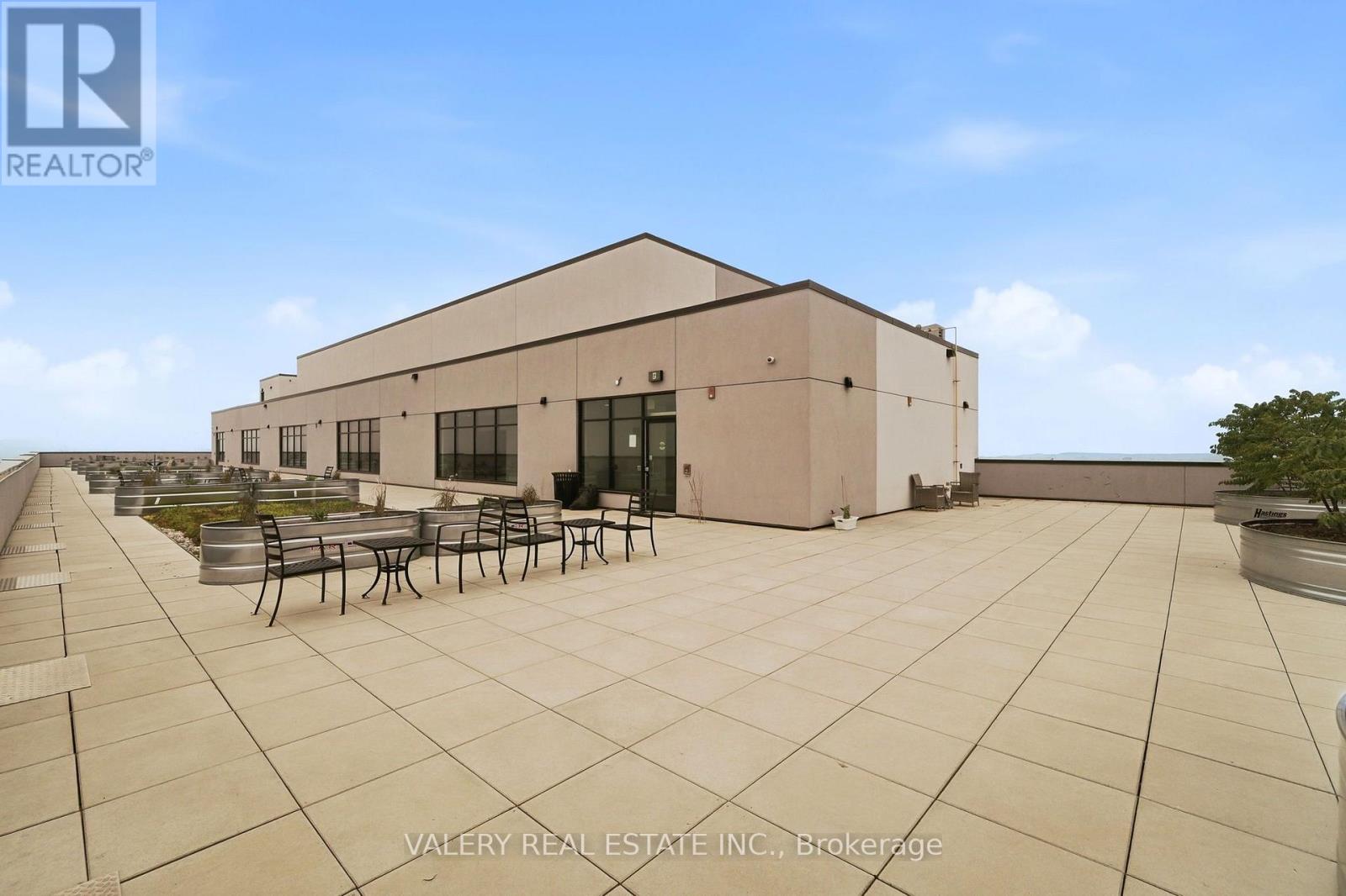 #717 1 WELLINGTON STREET - Image 21