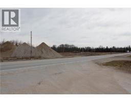 701 Main Street E, Sauble Beach, ON N0H2G0 Photo 8