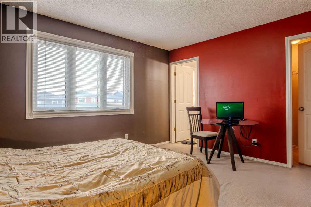 161 Saddlecrest Close NE - 18